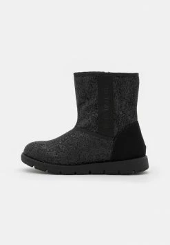 TOM TAILOR Classic Ankle Boots - Black 9 TOM TAILOR Classic Ankle Boots - Black -TOM TAILOR online store 003e26f5f5614b7593baa73f58be75b5