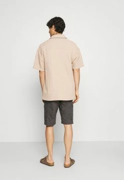 TOM TAILOR LIGHTWEIGHT CARGO - Shorts - Tarmac Grey -TOM TAILOR online store 004610906d7a4c7f94a79fa4f7ca347e