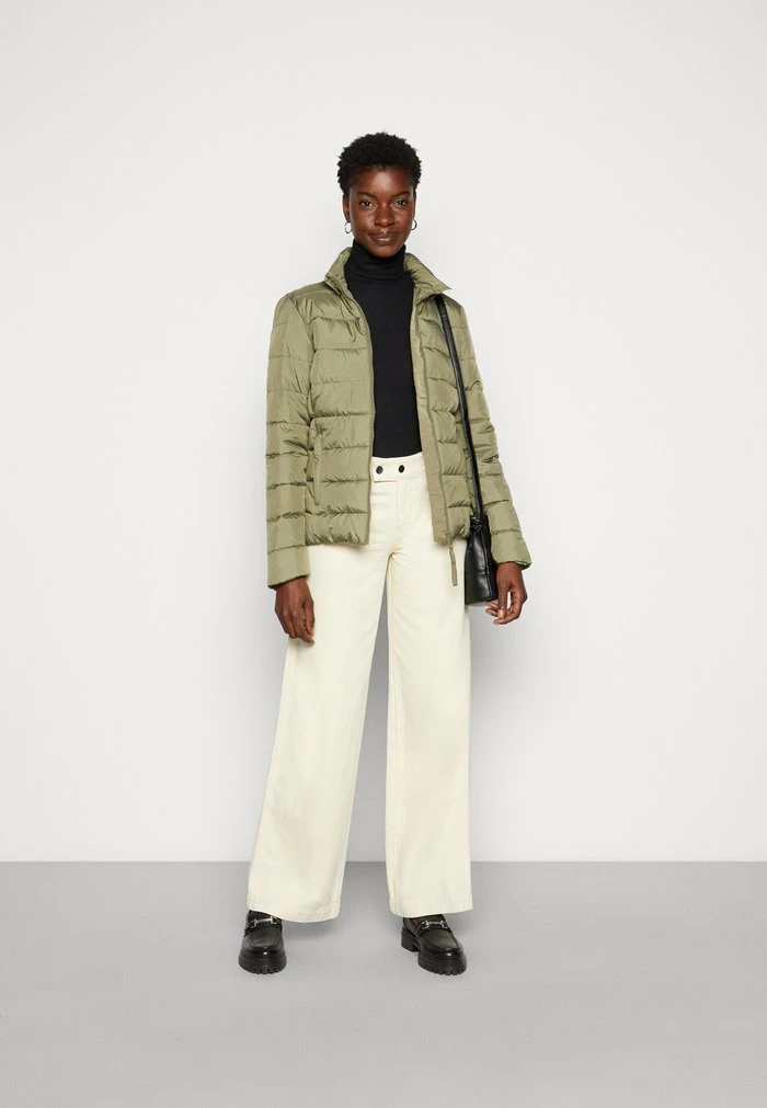 TOM TAILOR ULTRA - Light Jacket - Tree Moss Green 4 TOM TAILOR ULTRA - Light Jacket - Tree Moss Green - Image 2