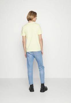 TOM TAILOR LOGO TEE - Print T-shirt - Elfin Yellow -TOM TAILOR online store 066000542d844e9e9f9c587f7137617b