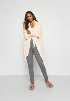 TOM TAILOR online store -TOM TAILOR online store 079aaaf8a66c4252b883311b0f105f8d