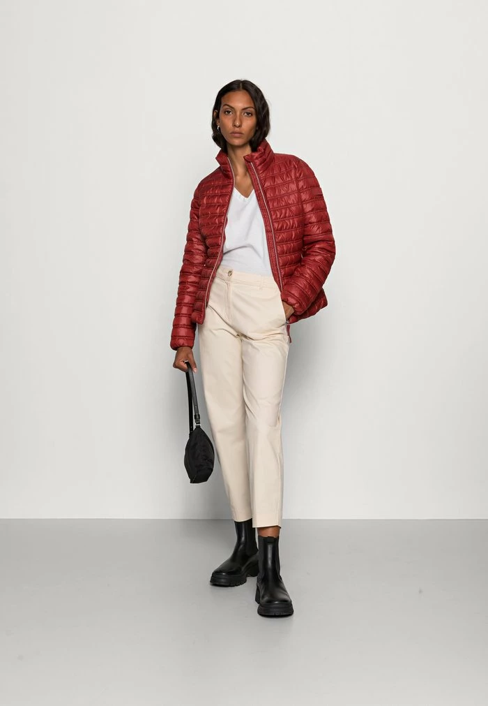 TOM TAILOR ULTRA LIGHT WEIGHT JACKET - Light Jacket - Dark Maroon Red 4 TOM TAILOR ULTRA LIGHT WEIGHT JACKET - Light Jacket - Dark Maroon Red - Image 2