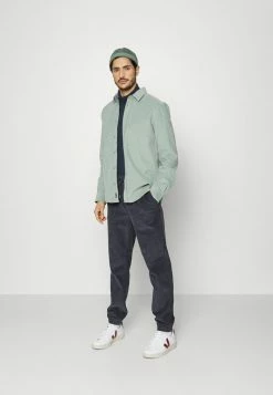 TOM TAILOR REGULAR - Shirt - Light Ice Blue 10 TOM TAILOR REGULAR - Shirt - Light Ice Blue -TOM TAILOR online store 0b29e67bf9f043af90337abc75f6a1ff