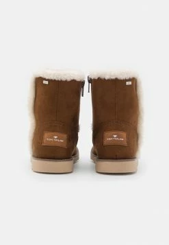 TOM TAILOR Classic Ankle Boots - Hazel 10 TOM TAILOR Classic Ankle Boots - Hazel -TOM TAILOR online store 0e97cdf0b89a4f80a7cdcf8b0e19ecb3