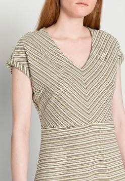 TOM TAILOR COLORFUL DRESS - Day Dress - Olive Green Structure -TOM TAILOR online store 112bb2ee559b486eb8a47b43f6a28f81