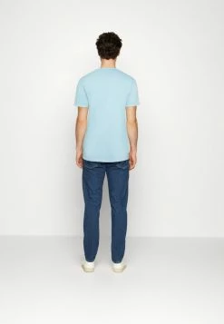 TOM TAILOR OVERDYED WITH POCKET - Print T-shirt - Calm Cloud Blue 9 TOM TAILOR OVERDYED WITH POCKET - Print T-shirt - Calm Cloud Blue -TOM TAILOR online store 12c79ce301124652827d3ed6708fd5d5