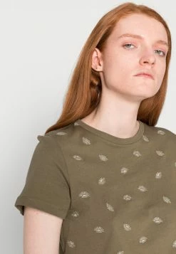 TOM TAILOR CREWNECK - Print T-shirt - Dry Greyish Olive 11 TOM TAILOR CREWNECK - Print T-shirt - Dry Greyish Olive -TOM TAILOR online store 1614d57afb604f8f944c84865816fb99