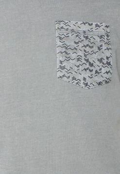 TOM TAILOR OVERDYED WITH POCKET - Print T-shirt - Explicit Grey -TOM TAILOR online store 19847844e4a74f7bad2a192c724e7bf3