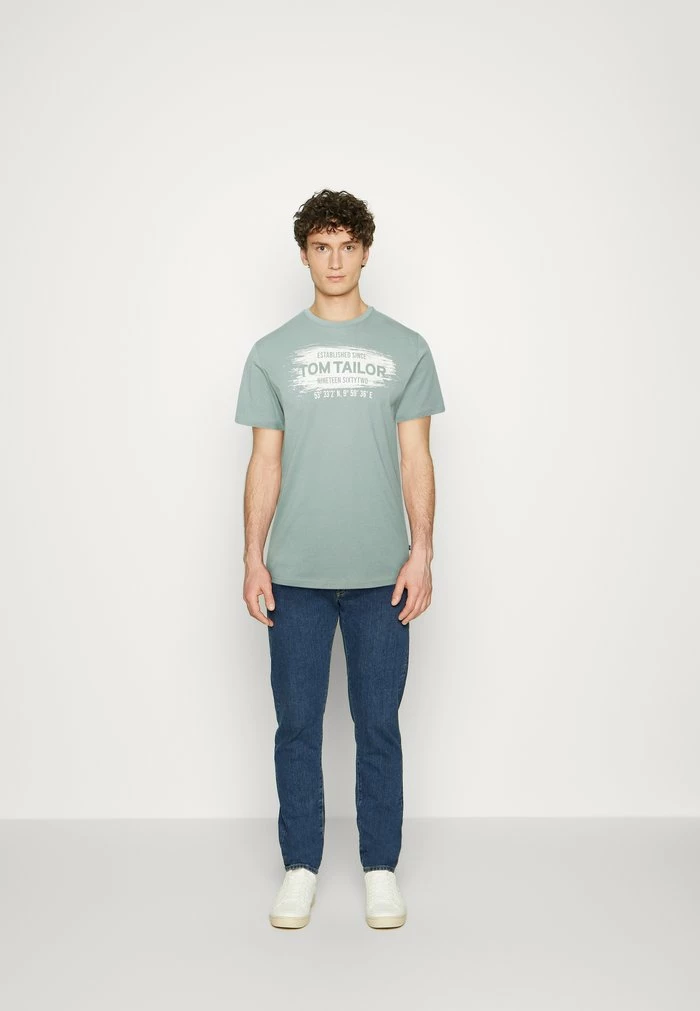 TOM TAILOR Print T-shirt - Dark Smoke Green 4 TOM TAILOR Print T-shirt - Dark Smoke Green - Image 2