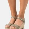 TOM TAILOR Platform Sandals - Khaki 2 TOM TAILOR Platform Sandals - Khaki -TOM TAILOR online store 1eb5c44f156749ee8c281d3f7f0f5e04