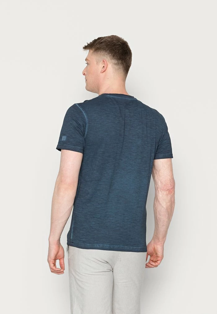 TOM TAILOR WASEHD HENLEY WITH POCKET - Basic T-shirt - Sky Captain Blue 5 TOM TAILOR WASEHD HENLEY WITH POCKET - Basic T-shirt - Sky Captain Blue - Image 3