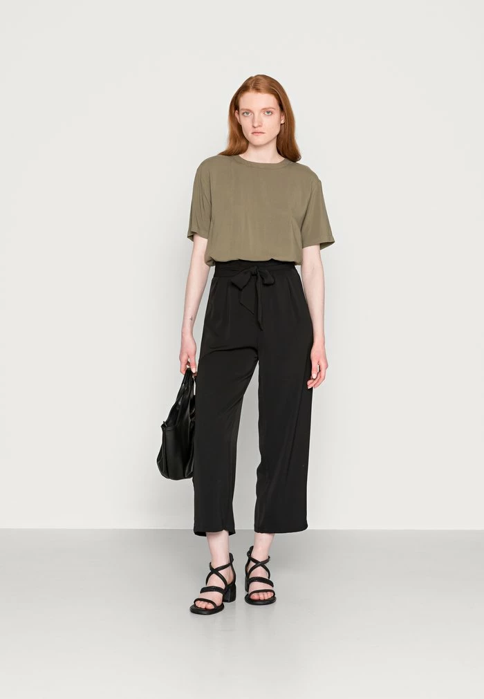 TOM TAILOR EASY SHAPE - Blouse - Dry Greyish Olive 4 TOM TAILOR EASY SHAPE - Blouse - Dry Greyish Olive - Image 2