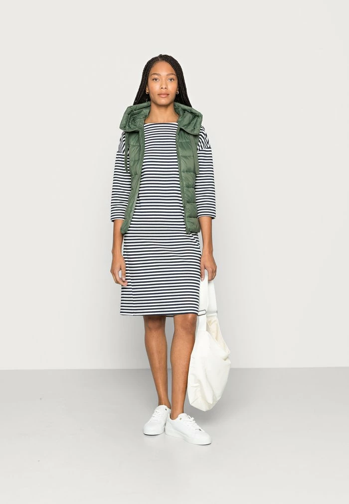 TOM TAILOR DRESS - Day Dress - Navy White 4 TOM TAILOR DRESS - Day Dress - Navy White - Image 2