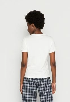 TOM TAILOR CREW NECK - Print T-shirt - Whisper White 9 TOM TAILOR CREW NECK - Print T-shirt - Whisper White -TOM TAILOR online store 28ca468c2f4747f092bb0c7e85335fd7