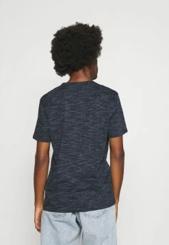 TOM TAILOR FINE STRIPED - Print T-shirt - Navy Offwhite Inject Stripe 9 TOM TAILOR FINE STRIPED - Print T-shirt - Navy Offwhite Inject Stripe -TOM TAILOR online store 29d78dc8a2d341ccb7ea5577f69c7659