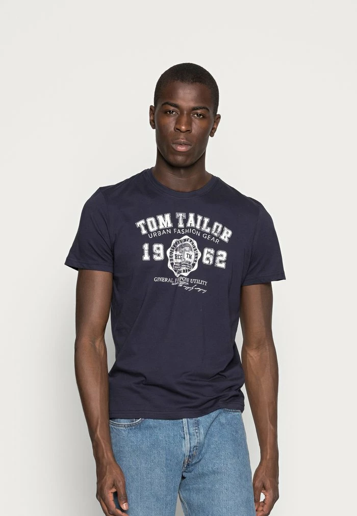 TOM TAILOR LOGO TEE - Print T-shirt - Navy Blue 3 TOM TAILOR LOGO TEE - Print T-shirt - Navy Blue