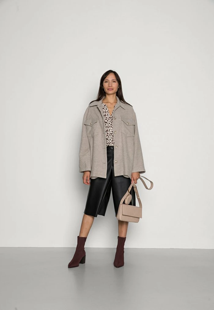 TOM TAILOR Blouse - Beige Small Dot Design 4 TOM TAILOR Blouse - Beige Small Dot Design - Image 2