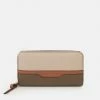 TOM TAILOR JULE LONG ZIP WALLET - Wallet - Mixed Taupe -TOM TAILOR online store 2d27eb194b26475587aed167970a7686