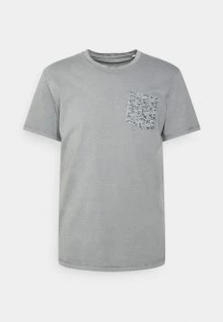 TOM TAILOR OVERDYED WITH POCKET - Print T-shirt - Explicit Grey -TOM TAILOR online store 3405c5162e374566b79a14d3bca8873e