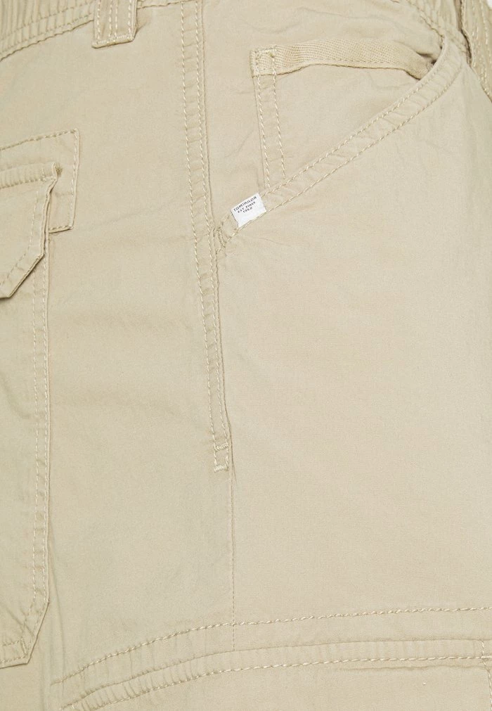 TOM TAILOR LIGHTWEIGHT CARGO - Shorts - Chinchilla 7 TOM TAILOR LIGHTWEIGHT CARGO - Shorts - Chinchilla - Image 5
