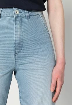 TOM TAILOR CHINO - Relaxed Fit Jeans - Mid Stone Wash Denim -TOM TAILOR online store 4e1041b09e44441286e5ab1f60f11fe8