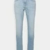 TOM TAILOR JOSH REGULAR - Slim Fit Jeans - Clean Bleached Blue Denim 1 TOM TAILOR JOSH REGULAR - Slim Fit Jeans - Clean Bleached Blue Denim -TOM TAILOR online store 565b0e1e16ac43c490e3c40a76ec7334