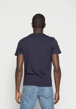 TOM TAILOR LOGO TEE - Print T-shirt - Navy Blue 9 TOM TAILOR LOGO TEE - Print T-shirt - Navy Blue -TOM TAILOR online store 602a9dc87a144a8d90c70bbf598b12a2