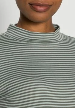 TOM TAILOR TURLTE NECK - Long Sleeved Top - Green Stripe 11 TOM TAILOR TURLTE NECK - Long Sleeved Top - Green Stripe -TOM TAILOR online store 605cf62010f74563a1fab51c4f5ad0e1