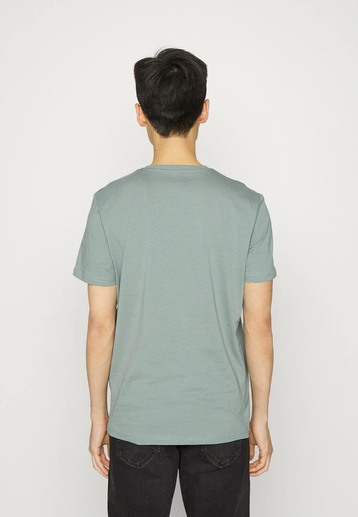 TOM TAILOR LOGO TEE - Print T-shirt - Dark Smoke Green 5 TOM TAILOR LOGO TEE - Print T-shirt - Dark Smoke Green - Image 3