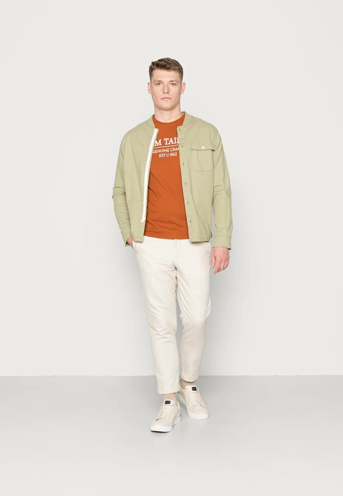 TOM TAILOR Print T-shirt - Dry Acorn Brown 4 TOM TAILOR Print T-shirt - Dry Acorn Brown - Image 2