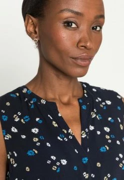 TOM TAILOR SLEEVELESS - Blouse - Navy Flower Design 11 TOM TAILOR SLEEVELESS - Blouse - Navy Flower Design -TOM TAILOR online store 682b6e990d064f5cbc7b3ccee7e1232d