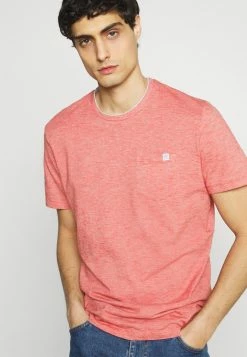 TOM TAILOR FINELINER WITH POCKET - Basic T-shirt - Powerful Red Yarn Dye Stripe -TOM TAILOR online store 686c77ba872542e9a327a530c1b97d9e
