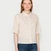 TOM TAILOR BLOUSE TONAL STRIPE MIX - Blouse - Light Cashew Beige 1 TOM TAILOR BLOUSE TONAL STRIPE MIX - Blouse - Light Cashew Beige -TOM TAILOR online store 699064ab23244bbba90a5089aa216cd2