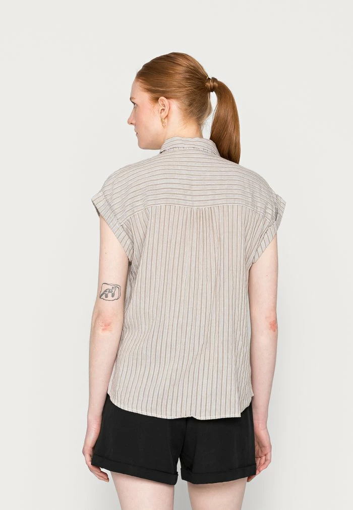 TOM TAILOR BLOUSE STRIPED STRUCTURE - Blouse - Green Thin Stripes 5 TOM TAILOR BLOUSE STRIPED STRUCTURE - Blouse - Green Thin Stripes - Image 3