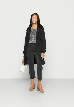 TOM TAILOR CRINCLE - Long Sleeved Top - Navy Small Dot Crincle Design -TOM TAILOR online store 6bac0df3fe9a44fa94e6a200a6a10547