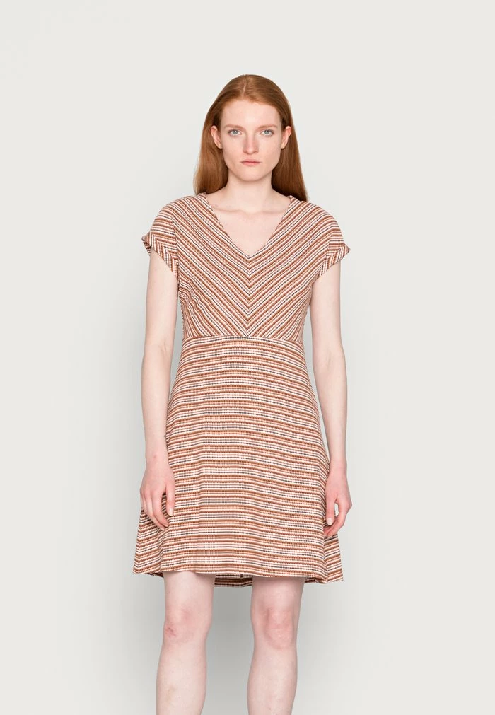TOM TAILOR COLORFUL DRESS - Day Dress - Orange Structure 3 TOM TAILOR COLORFUL DRESS - Day Dress - Orange Structure
