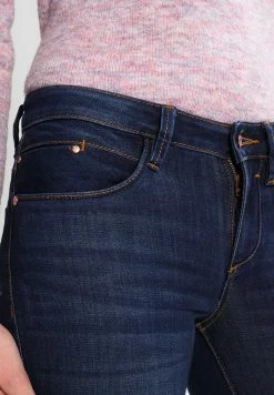 TOM TAILOR RINSED SLIM ALEXA PANTS - Slim Fit Jeans - Dark Stone Wash Denim -TOM TAILOR online store 6fd1ef1f82234e179b1efed45dafc996