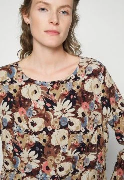 TOM TAILOR EASY SHAPE - Blouse - Beige -TOM TAILOR online store 75bce4acf1cd475fbab794c2b668839d