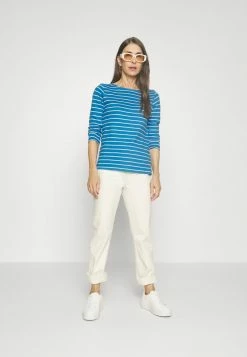 TOM TAILOR CREW NECK - Long Sleeved Top - Blue/offwhite 8 TOM TAILOR CREW NECK - Long Sleeved Top - Blue/offwhite -TOM TAILOR online store 77deec042d9c420b8b6c1307a3d3f77e
