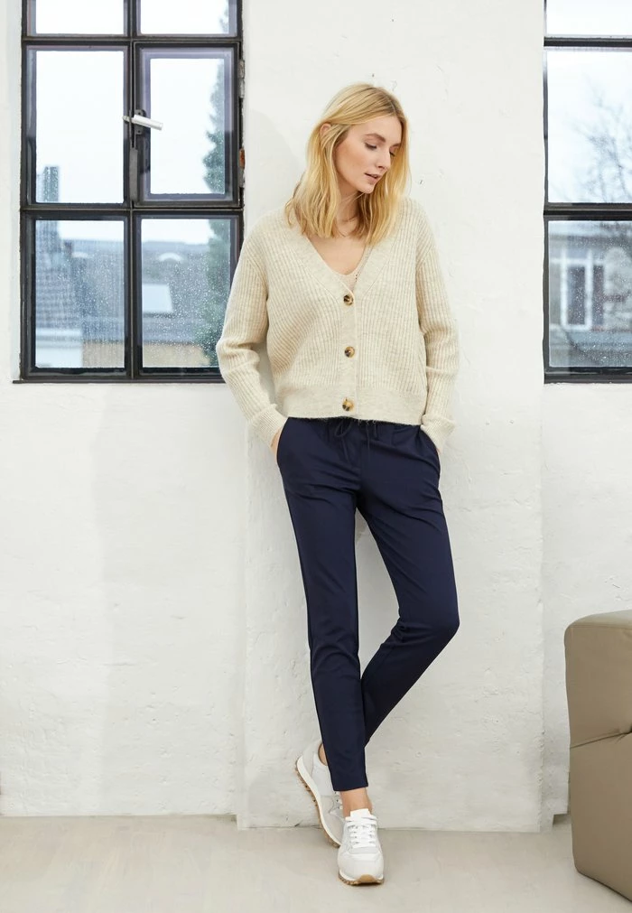 TOM TAILOR PANTS ANKLE - Tracksuit Bottoms - Real Navy Blue 7 TOM TAILOR PANTS ANKLE - Tracksuit Bottoms - Real Navy Blue - Image 5