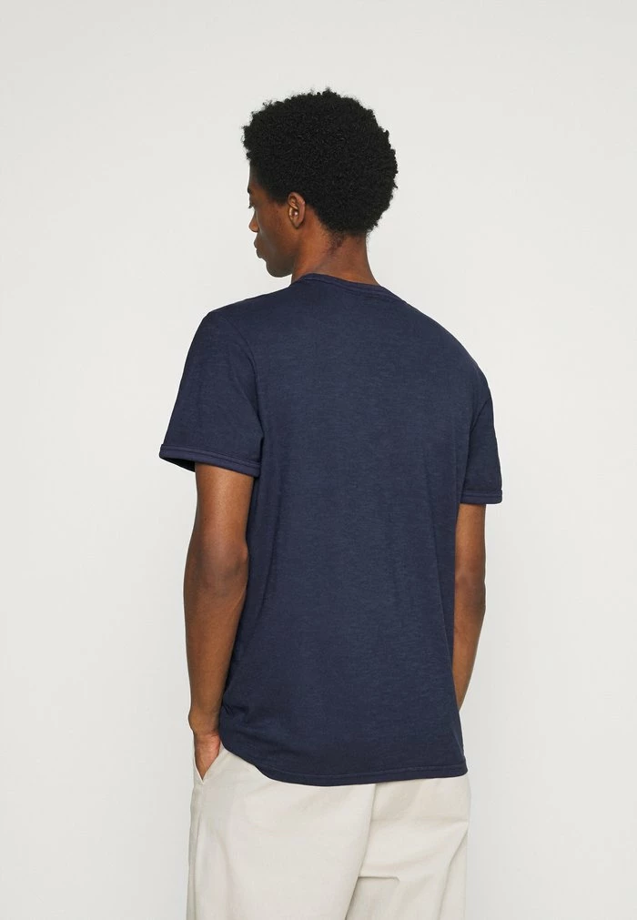 TOM TAILOR OVERDYED PANEL - Print T-shirt - Sailor Blue 5 TOM TAILOR OVERDYED PANEL - Print T-shirt - Sailor Blue - Image 3
