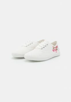 TOM TAILOR Trainers - White 10 TOM TAILOR Trainers - White -TOM TAILOR online store 7e13e91706304e94b257c85fe8b87827