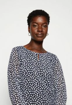 TOM TAILOR CREW NECK - Blouse - Navy Geometric Design 11 TOM TAILOR CREW NECK - Blouse - Navy Geometric Design -TOM TAILOR online store 826ccef8206a40c884fc074ce4caefe0