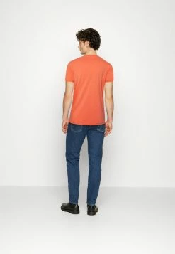 TOM TAILOR OVERDYED WITH POCKET - Print T-shirt - Soft Peach Orange -TOM TAILOR online store 83a25288a2e349b29e143a6edaa5605e