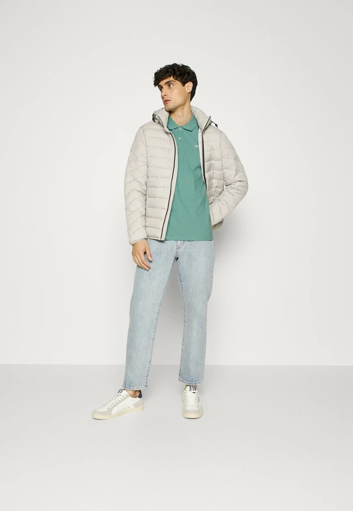 TOM TAILOR BASIC WITH CONTRAST - Polo Shirt - Salvia 4 TOM TAILOR BASIC WITH CONTRAST - Polo Shirt - Salvia - Image 2