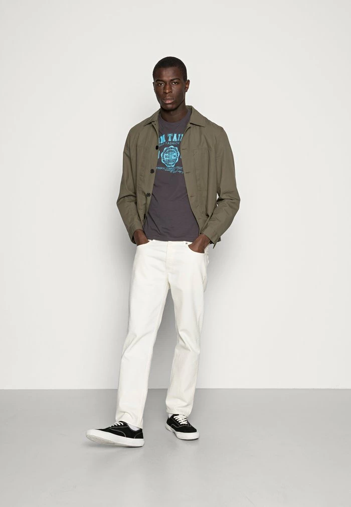 TOM TAILOR LOGO TEE - Print T-shirt - Tarmac Grey 4 TOM TAILOR LOGO TEE - Print T-shirt - Tarmac Grey - Image 2