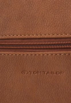 TOM TAILOR CAIA ZIP - Tote Bag - Cognac 11 TOM TAILOR CAIA ZIP - Tote Bag - Cognac -TOM TAILOR online store a5aeaf4a20b94d138a132f6f04e7efe8