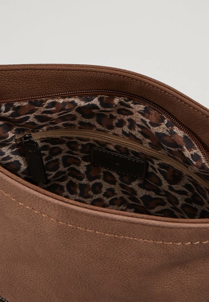 TOM TAILOR ELIN CROSS BAG - Across Body Bag - Brown 7 TOM TAILOR ELIN CROSS BAG - Across Body Bag - Brown - Image 5