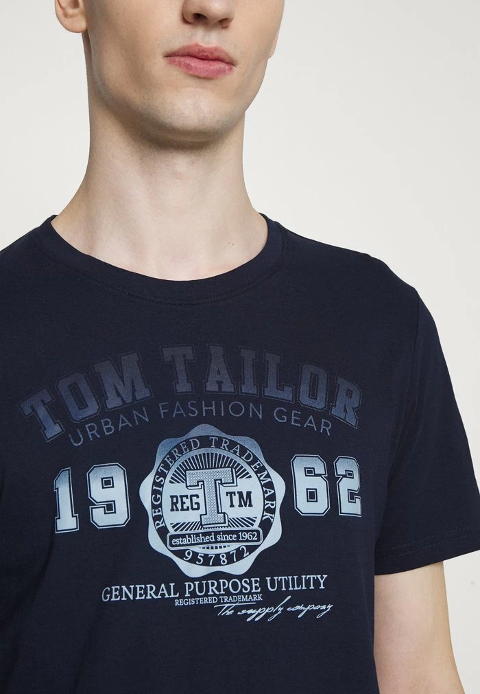TOM TAILOR LOGO TEE - Print T-shirt - Sky Captain Blue 7 TOM TAILOR LOGO TEE - Print T-shirt - Sky Captain Blue - Image 5