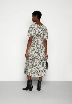 TOM TAILOR PRINTED WRAP DRESS - Day Dress - Beige 10 TOM TAILOR PRINTED WRAP DRESS - Day Dress - Beige -TOM TAILOR online store bebb140c1b8e4e74844a6a87ed132c63